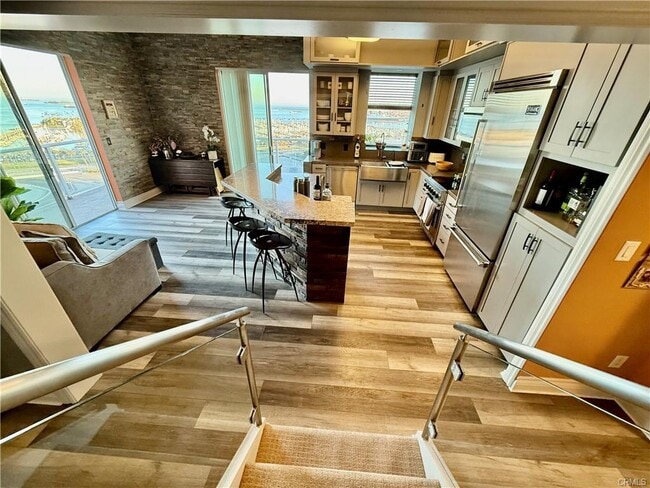 Building Photo - 488 E Ocean Blvd