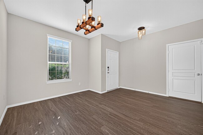 Building Photo - 5027 Brewcastle Ln