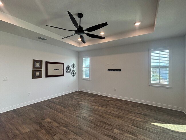 Building Photo - The best of the best in On Top of The World