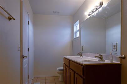 Building Photo - 3-Bed 2.5 Baths  in Northeast El Paso.