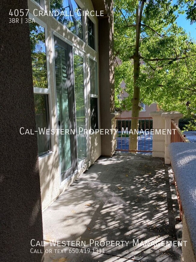Building Photo - 4057 Crandall Cir