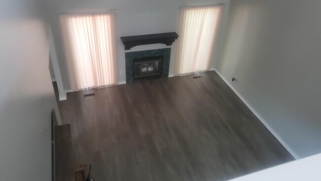 Building Photo - 6257 Gatewood