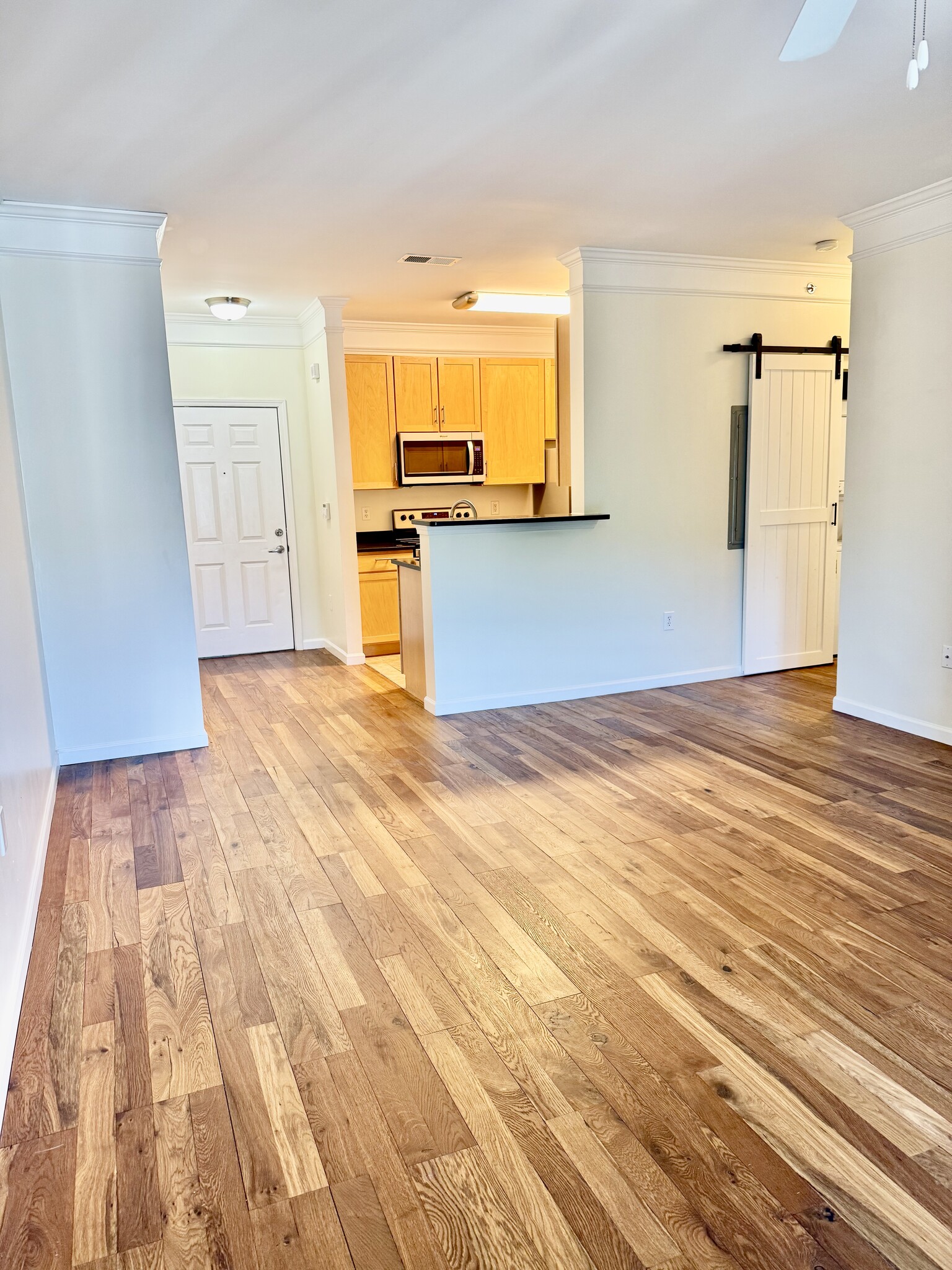 Building Photo - 1755 Central Park Rd