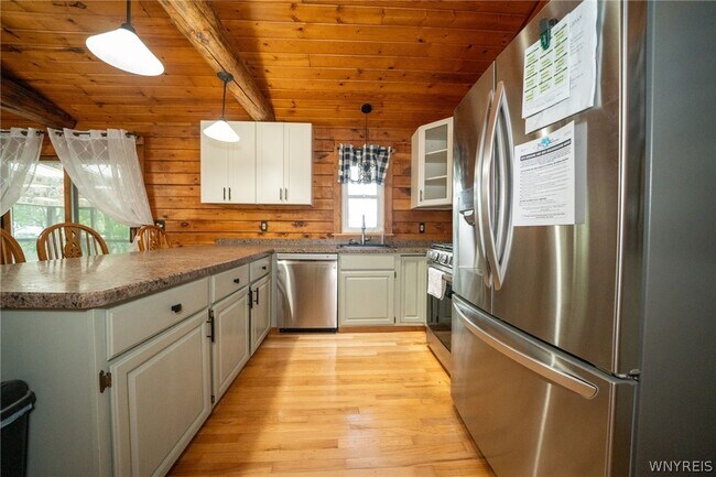 Building Photo - 8376 Cobblestone Ct