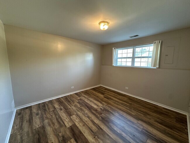 Building Photo - 31782 Pine View Blvd