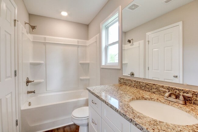 Building Photo - Two Story Duplex With Hardwood Flooring an...