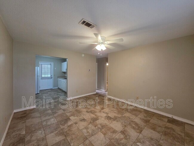 Building Photo - 7816 Sabra Dr