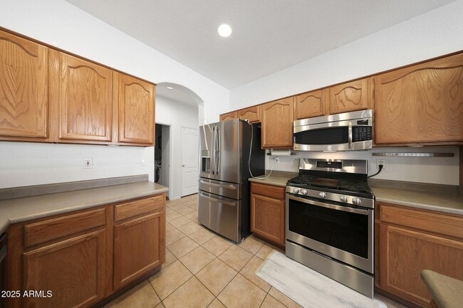 Building Photo - 1642 W Windsong Dr