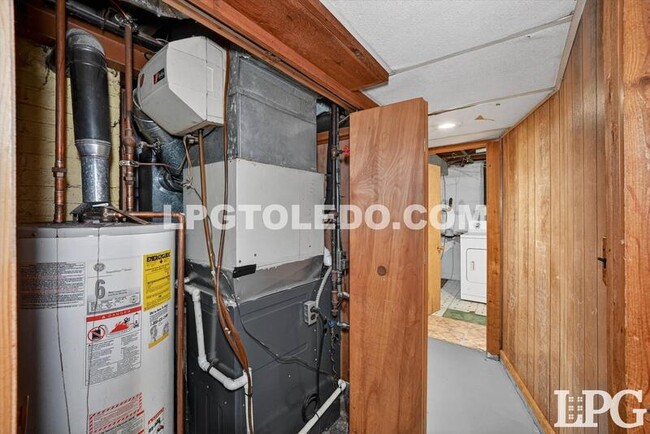 Building Photo - 4406 Asbury Dr
