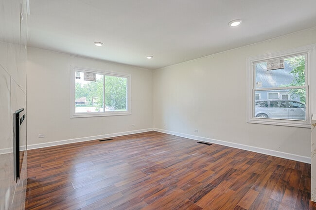 Building Photo - 8 Allegheny Ct