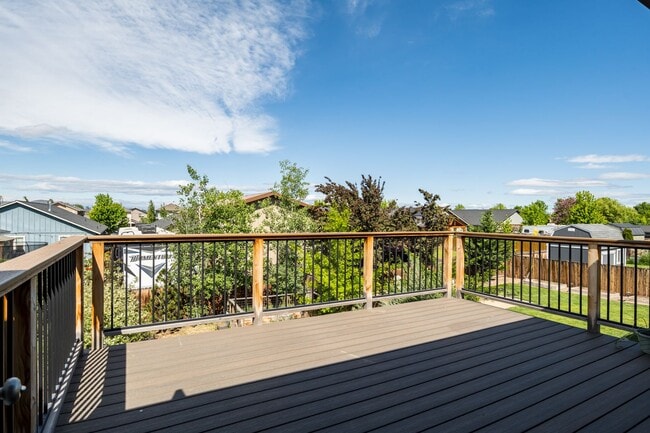 Building Photo - Exquisite 4 Bed, 2.5 Bath Redmond Retreat: Endless Backyard Amenities, Farmhouse Upgrades, and Tr...