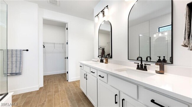 Building Photo - 20514 Pebble Gln Dr