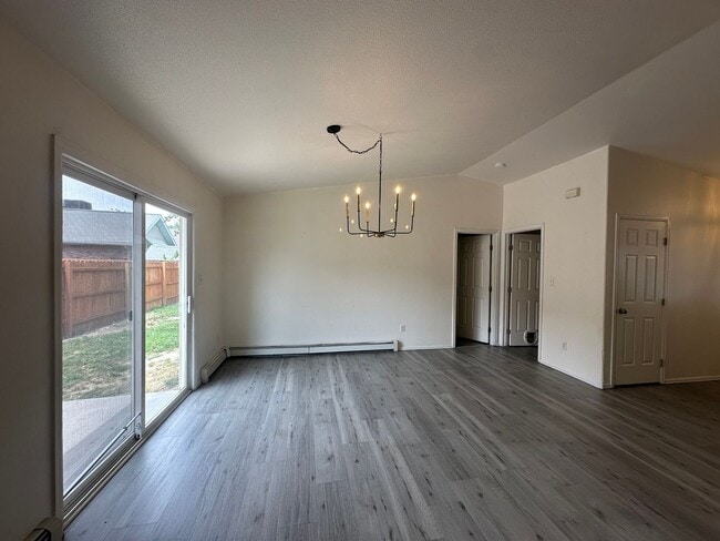 Building Photo - Residential Living