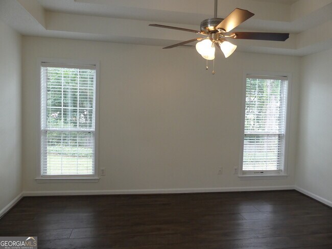 Building Photo - 36 Saratoga Pl