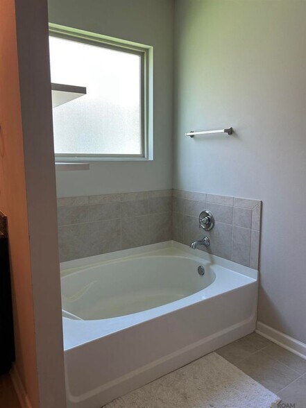Building Photo - 1434 Granby Dr