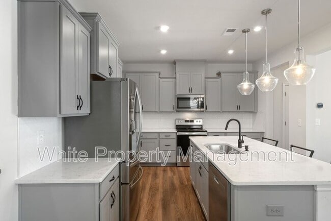 Building Photo - 4743 Darcey Wy