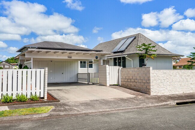 Building Photo - 95-566-566 Wailoa Loop