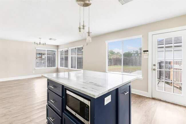 Building Photo - 19106 Spruce Bough Ln