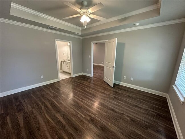 Building Photo - Magnolia Park #10746