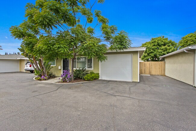 Front Exterior - 1565 Santa Ana Ave
