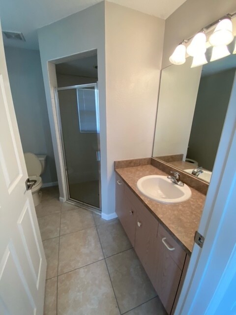 Building Photo - 1 Ryarbor Dr