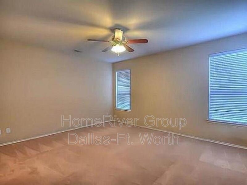 Building Photo - 9840 Old Field Dr