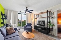 Building Photo - 3635 Seaside Dr