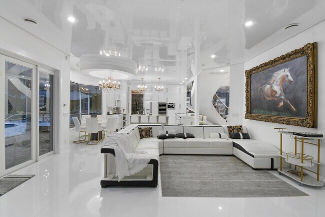 Building Photo - 377 Squire Dr