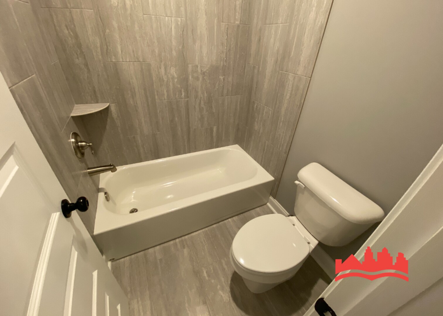 Building Photo - 10000 Messana St