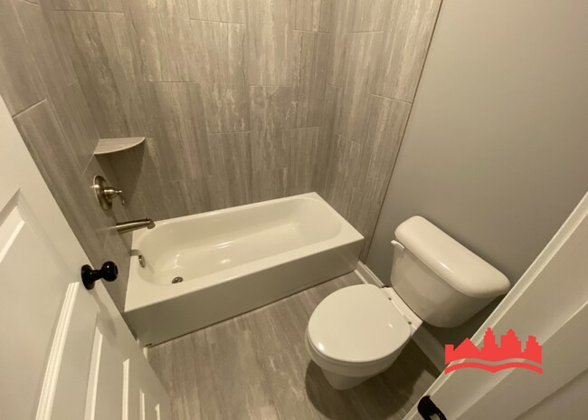 Building Photo - 10000 Messana St