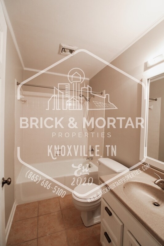 Building Photo - 4007 Heather Ct NW