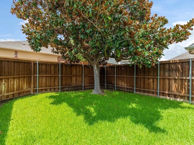 Building Photo - 8129 Springmoss Dr