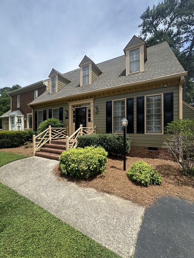 Primary Photo - 609 Crabbery Ln