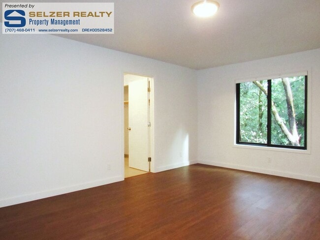Building Photo - 1730 Ponderosa Rd