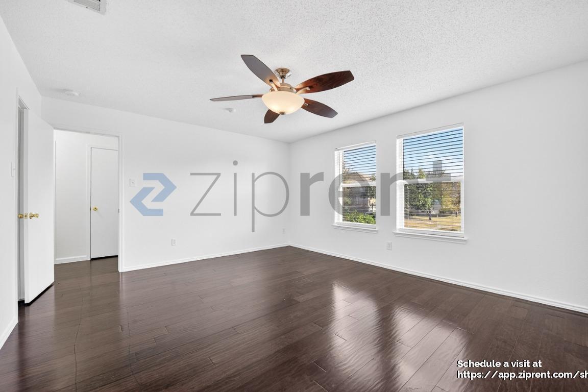 Building Photo - 1117 Beeblossom Dr