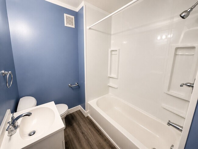 Building Photo - 2624 Gerritt St