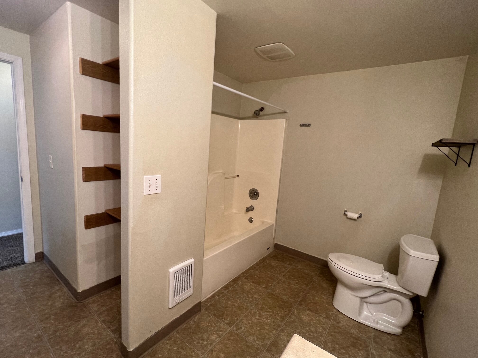 Building Photo - 1041 8th Ave