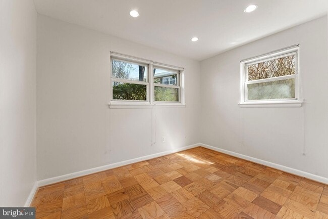 Building Photo - 6337 Beryl Rd