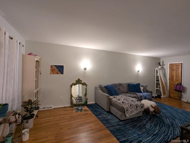 Building Photo - 14-12 Waters Edge Dr