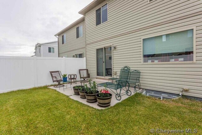 Building Photo - 4021 Fire Walker Trl