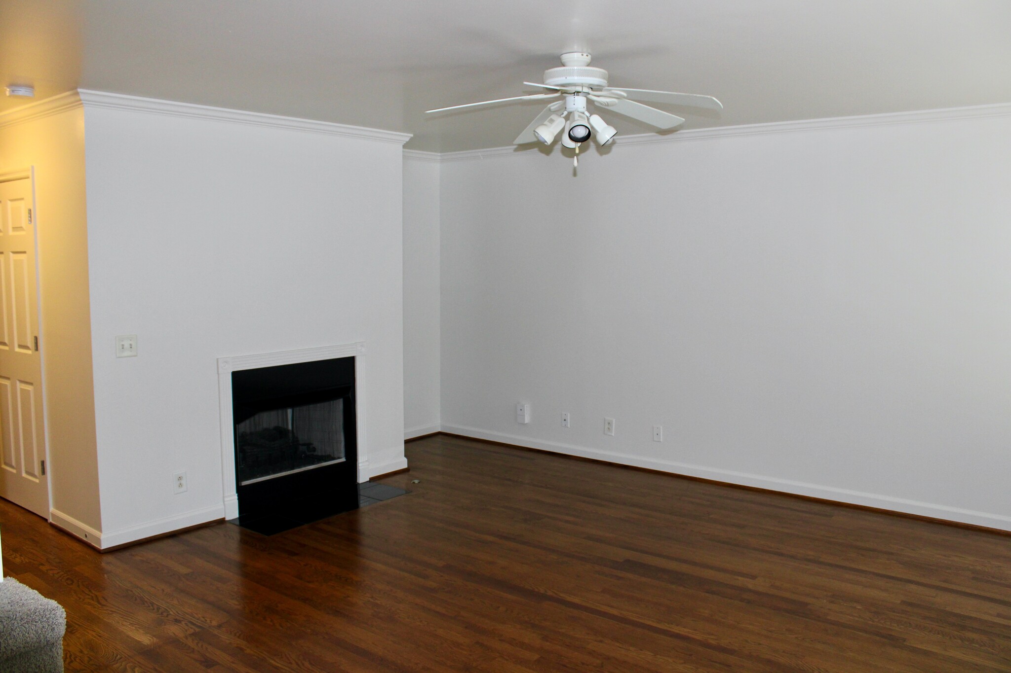 Living Room - 163 37th Avenue North