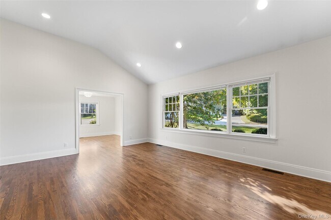 Building Photo - 53 Highfield Rd