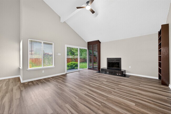 Building Photo - 12307 Gambit Dr