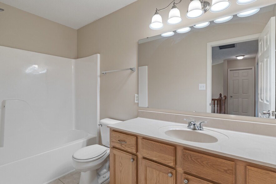 Building Photo - 5806 Corralberry Ct