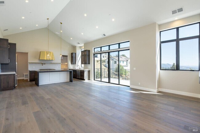 Building Photo - 3842 Horizon View Way