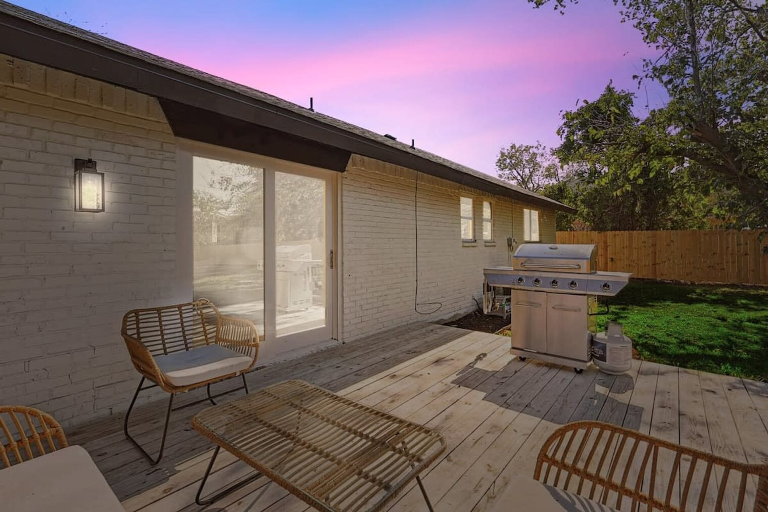 Building Photo - 405 Tate Cir
