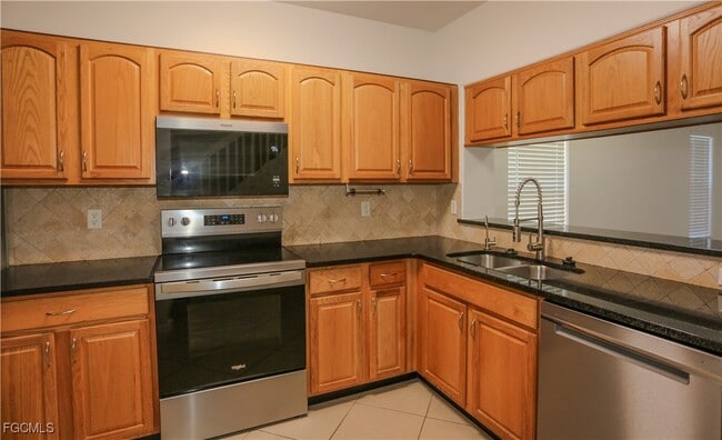 Building Photo - 8015 Casa Palermo Cir