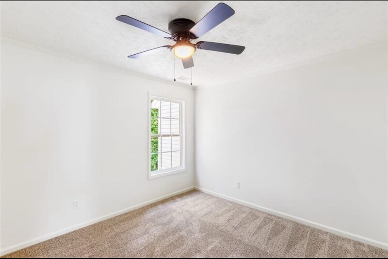 Building Photo - 3022 Kentmere Dr
