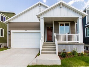 Building Photo - 797 Tamsin Ct