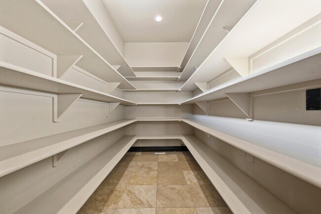 Building Photo - 1356 S Hidden Island Pl